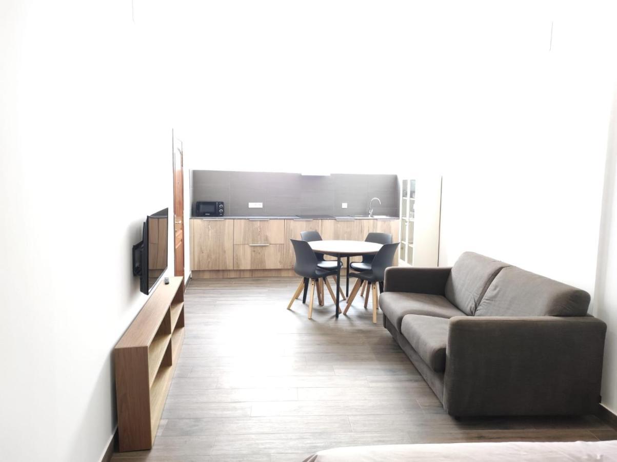 Apartamentos Turisticos Betanzos Luaran gambar
